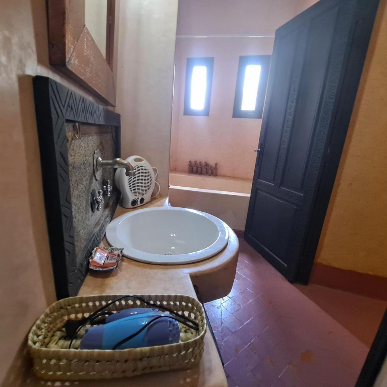 Riad Kasbah Omar อูรีกา ภายนอก รูปภาพ
